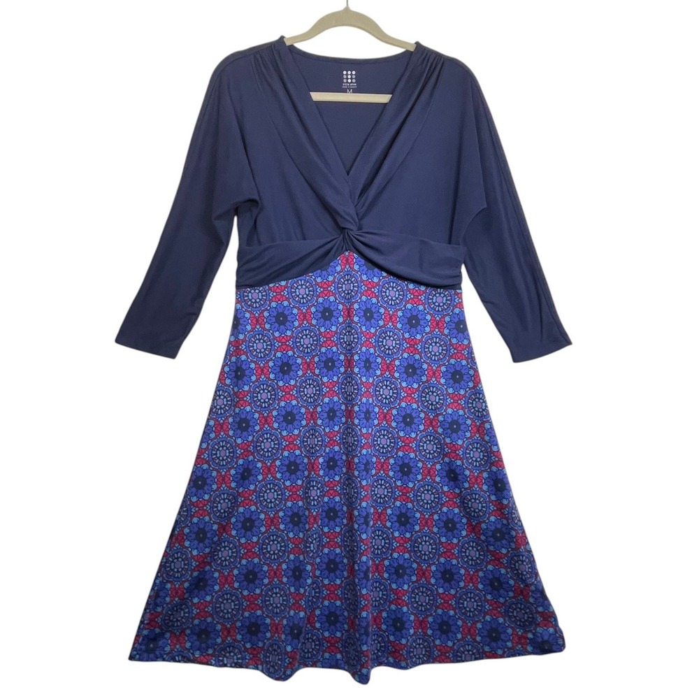 Title Nine Dress Women M Navy Blue Floral Geometric Twist Front VNeck 3/4 Sleeve